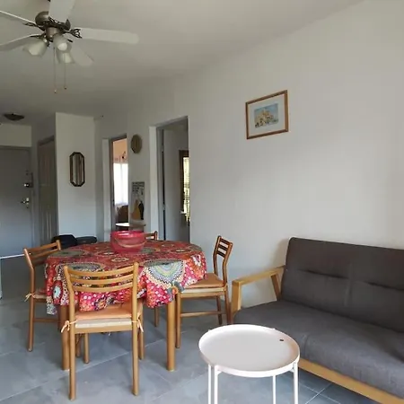 T3 Climatise 150 M * Calvi (Corsica)